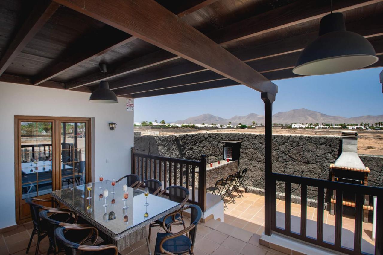 Villa Vista Reina - Luxury 6 Bedroom - Heated Pool- Views - Pool Table - Vista Lobos - Playa Blanca Экстерьер фото