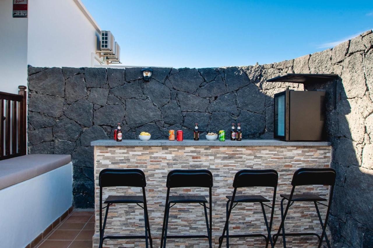 Villa Vista Reina - Luxury 6 Bedroom - Heated Pool- Views - Pool Table - Vista Lobos - Playa Blanca Экстерьер фото